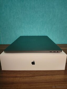 Apple MacBook Pro 15 2016 – i7 / 16GB / 512GB - 9