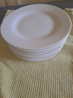 Čajové šálky s tanierikmi - 9