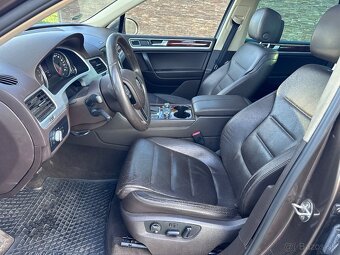 Volkswagen Touareg 4.2 V8 TDI PANO DYNAUDIO - 9