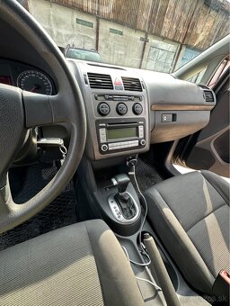 Volkswagen touran - 9