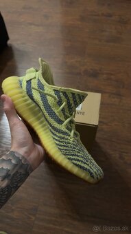 Yeezy 350 V2 Semi Frozen Yellow - 9