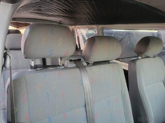 Predam vw transporter t5 9miestne - 9