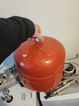 Vaillant Plynový Kotol+Bojler+Expanzná nádoba - 9