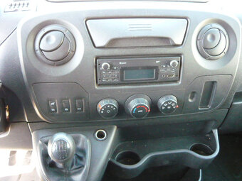 RENAULT MASTER 2.3 DCI 10 PALET MĚCHY - 9
