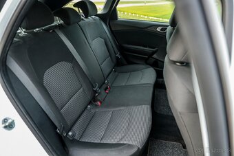 KIA CEED SW Combi 2020/8 1.6Crdi 85KW 217000km SK - 9