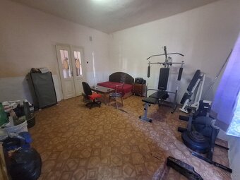 Na predaj priestranný rodinný dom v obci Rapovce – výborná l - 9