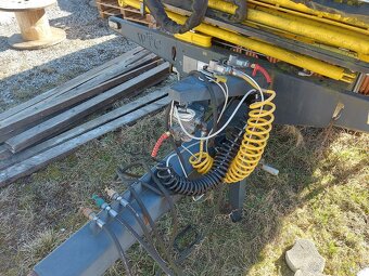 Traktorový náves BIG 9.7 + hydraulická ruka - 9