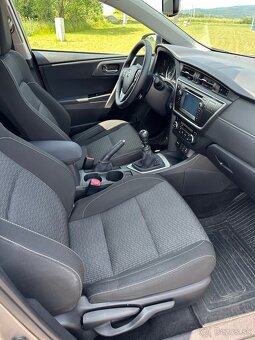 Toyota Auris 1.6l 2014 - 9