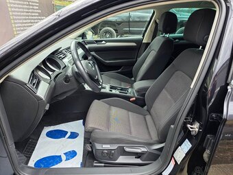 Volkswagen Passat Variant 1.5 TSI ACT Elegance DSG - 9