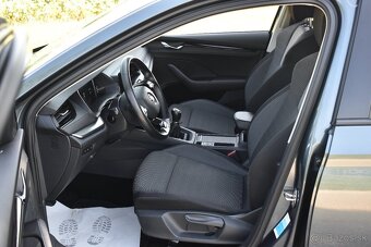 ŠKODA OCTAVIA 2.0 TDi STYLE //VIRTUAL//LED// 180 EUR MESAČNE - 9