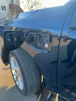 Ford F-150 Lightning - 9