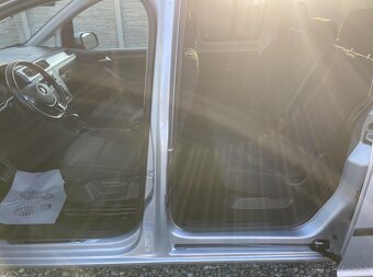 Volkswagen Caddy 2.0TDi 105PS DSG LIFE MAXI DPH - 9