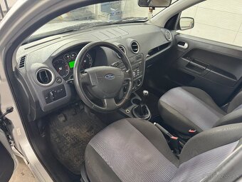 Ford Fusion 1,4tdci - 9