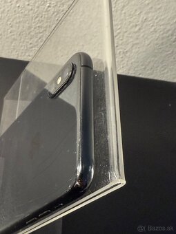 Predám Apple iPhone XS 64GB Black Poškodené zadné sklo - 9