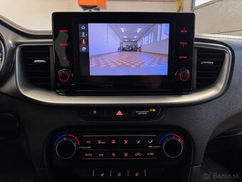 Kia Cee´d SW 1.5TGDI 118 kW Exclusive rv.11/2021 - 9