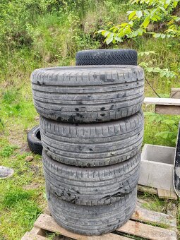 285/45/R20 - 9