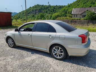 Toyota Avensis 2.2 D-4D Xenon/Klíma/Senzor - 9