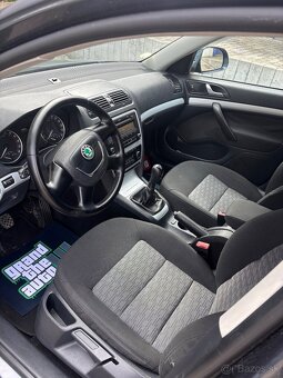 Škoda Octavia Combi 1.6 TDI - 9