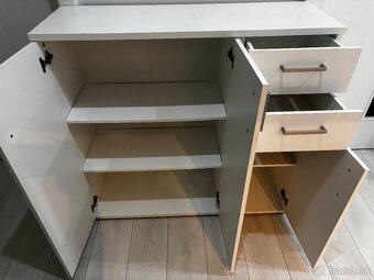Detský písací stôl a komoda vo veľmi dobrom stave - 9