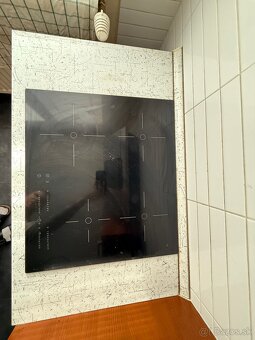 Zachovalá kuchyňa so spotrebičmi - 9