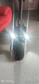 Predám celoodpruženú dvojmotorovú elektrokolobežku Kugoo G B - 9