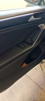 Volkswagen Tiguan - 9