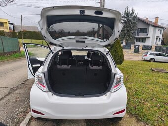 Toyota Yaris - 9