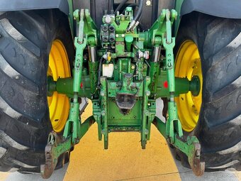 John Deere 6800 - 9