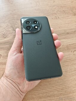 OnePlus 11 verzia 16/256GB - 9