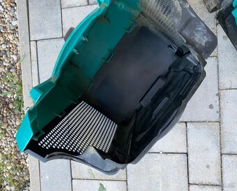 BOSCH kosačka 1200 W a ROTAK 32 BOSCH ART 26 Easytrim - 9