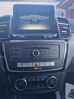 Mercedes Benz GLE 350d 4Matic - 9