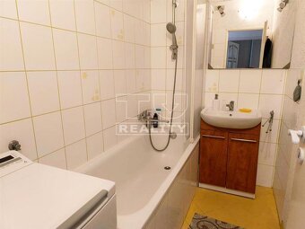 Na predaj 3 izbový byt s lodžiou na sídlisku JUH3 v Poprade - 9