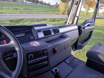 Hákový  nosič kontejnerů - 9