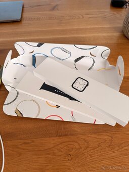Apple Watch 7 Midnight - 9