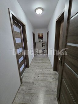 MODERNÝ RODINNÝ DOM V TICHEJ LOKALITE MALINOVÁ - 9