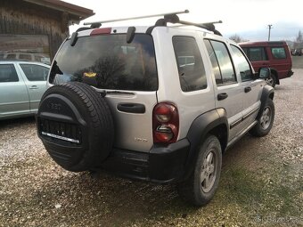 Rozpredám: Jeep Cherokee KJ 2.8 Crd, 2.5 Crd, pohon 4x4, - 9