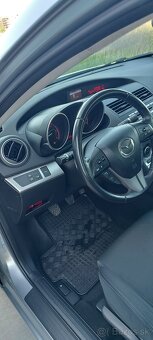 Mazda 3 Sport - 9
