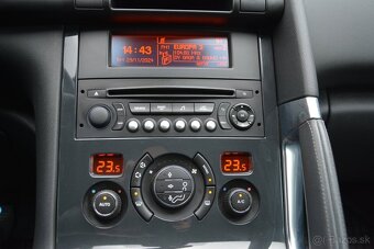 Peugeot 3008 1.6 VTi, SR voz, 1. majiteľ, panoráma - 9