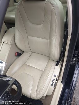 Volvo V60 2,4 D5 AWD - 9