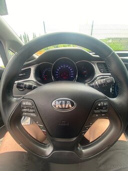 KIA Ceed - 9