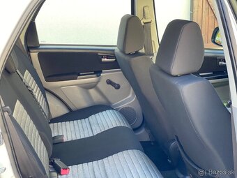 Predám Suzuki SX4 facelift 1.6 benzín 88kw r.v2013 Kup SR - 9