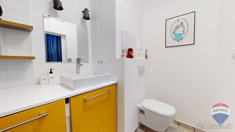 NA PREDAJ 1-izbový byt v Trenčíne, 38 m2 s výhľadom na hrad - 9