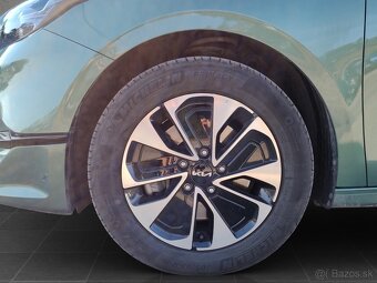 KIA Ceed SW 1.5 T-GDi, M6 GOLD - 9