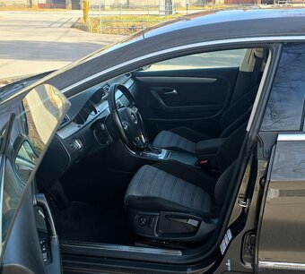 Volkswagen Passat CC 2.0 TDI BlueMotion DSG - 9