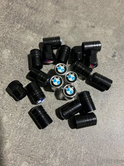 BMW znak krytky emblem kufor kapota kolesa volant - 9