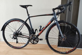Cestný bicykel Whyte Suffolk disc 105 - 11sp - 9