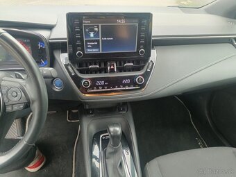 Toyota Corolla 2.0 Hybrid - 9