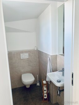 Prenajmem 3izbovy mezonetovy dom s 3x parkingom - 9