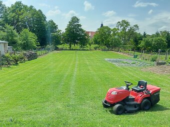 Rodinný 3-izbový dom v obci Beladice s krásnym 17a pozemko - 9
