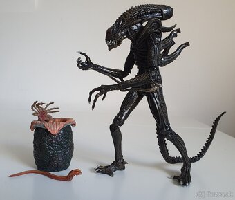 Alien votrelec zbierka - 9